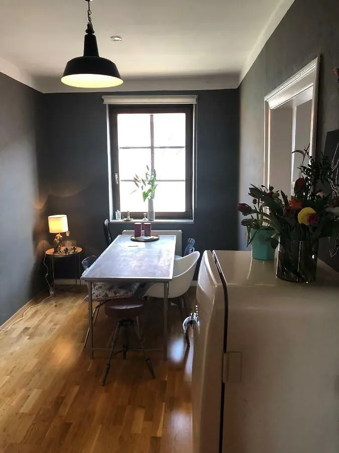 2 Zimmer Altbau - Ferienwohnung Munich