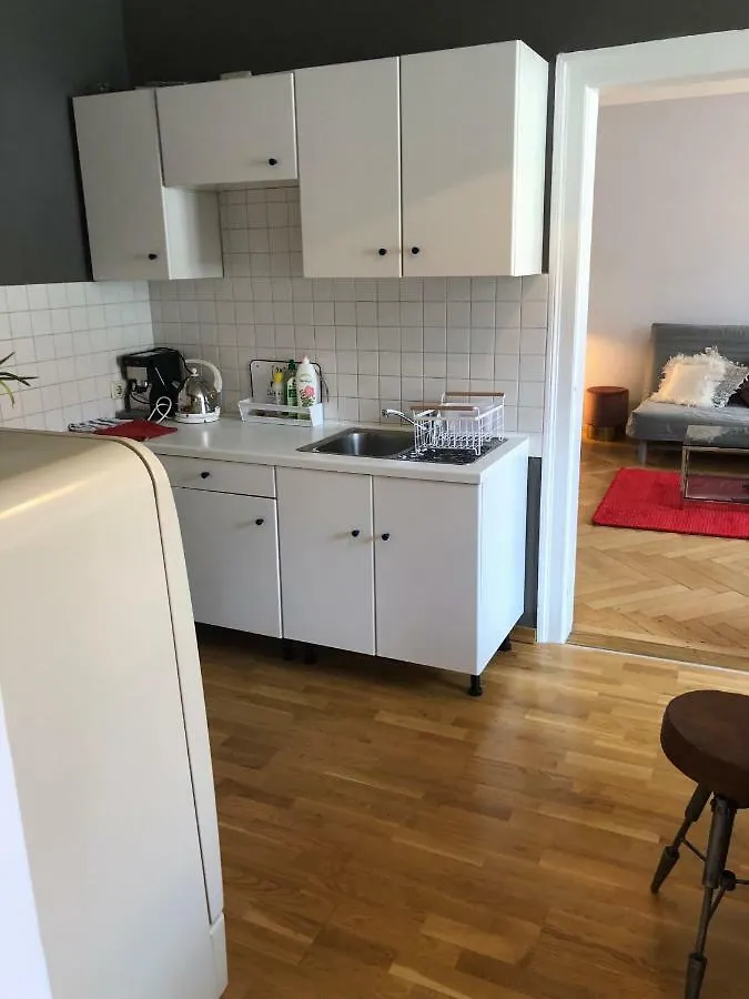 Apartment 2 Zimmer Altbau - Ferienwohnung Munich Germany
