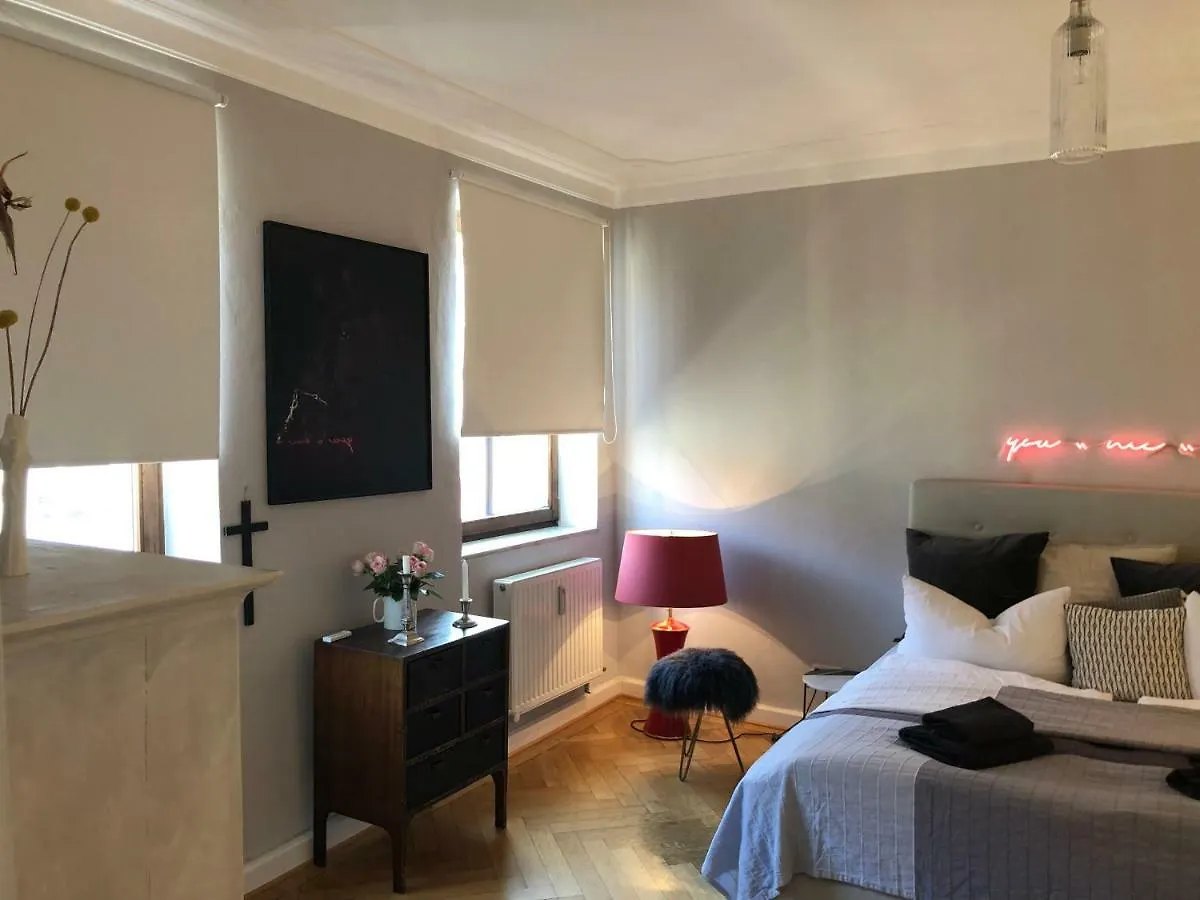 2 Zimmer Altbau - Ferienwohnung Munich Apartment