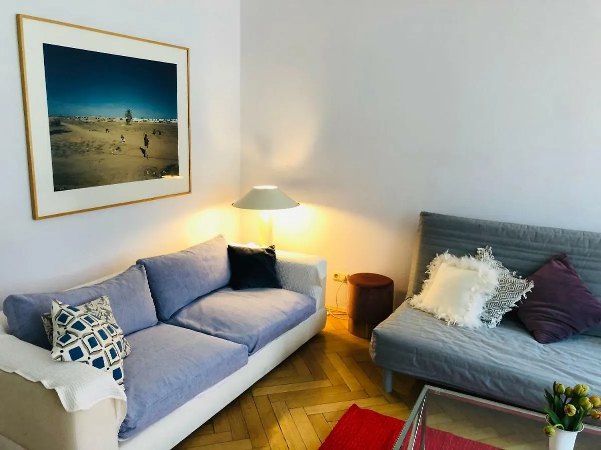 Apartment 2 Zimmer Altbau - Ferienwohnung Munich